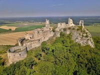 Plavecký hrad v Malých Karpatoch